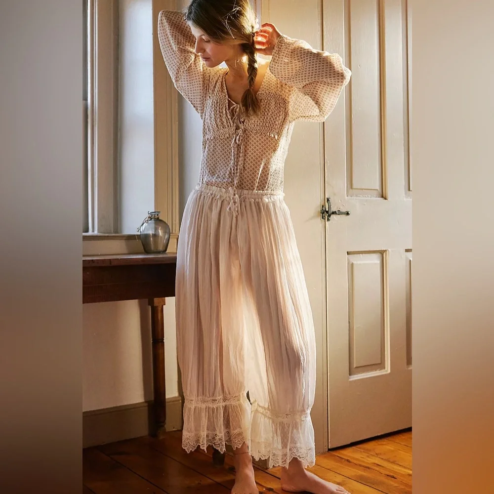 NWT FREE PEOPLE INTIMATELY Forever Young Bloomer Pants | White Alyssum MSRP $98 - Picture 5 of 15